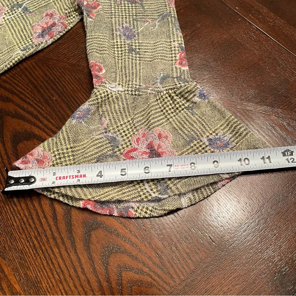 NWOT Ces Femme Yellow Plaid Floral Top | Size Large - Picture 11 of 13